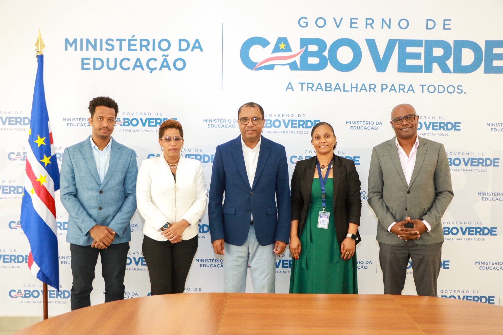 Reitoria da Uni-CV visita Ministério da Educação e apresenta prioridades institucionais