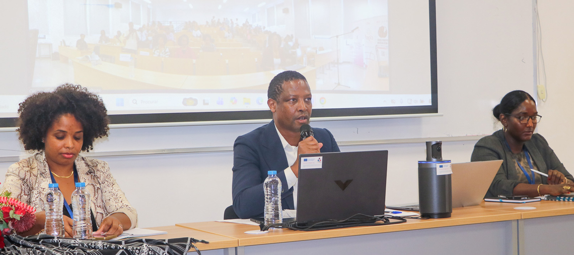 Painel discute epistemologias e políticas de género a partir de África