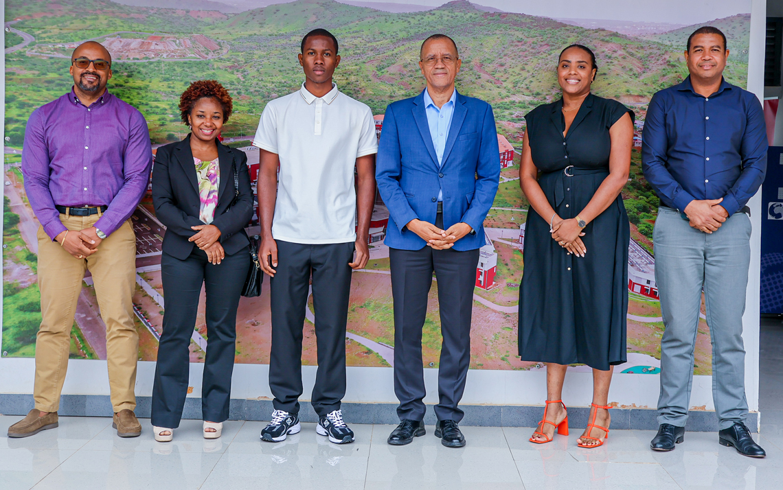 Reitor dá posse aos novos membros do Conselho Pedagógico