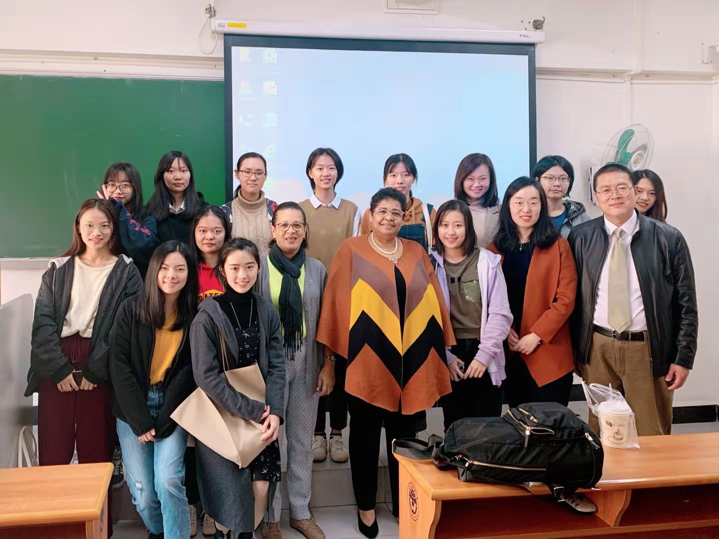 9Reitora da Uni-CV realiza visita oficial a China.jpg