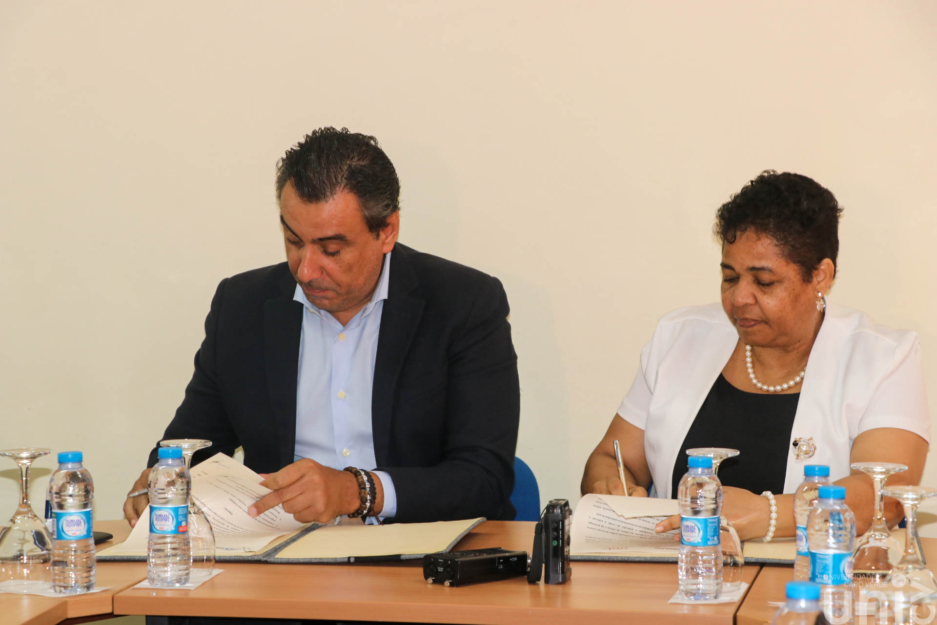 IMG_9600UNICV assina protocolo de cooperação com BTOC Cabo Verde.jpg