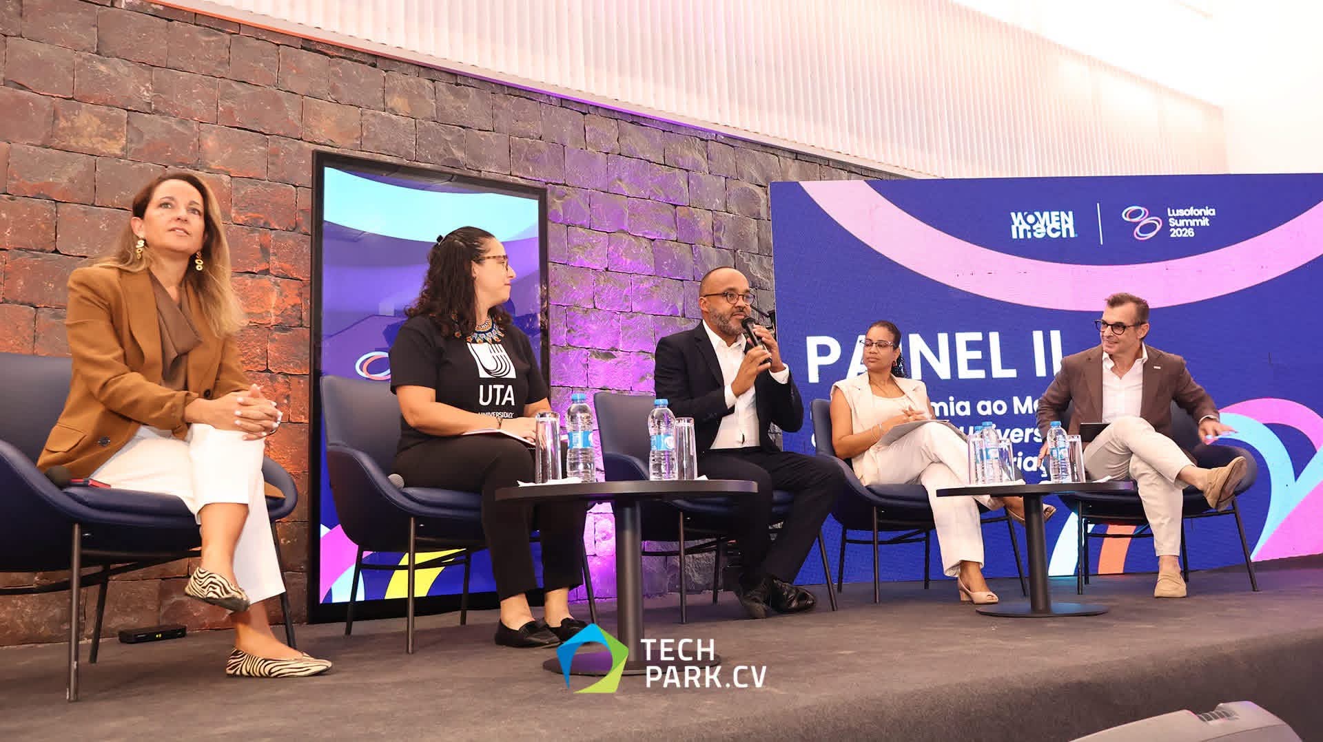 FCT debate papel das universidades na inovação na Woman in Tech Lusofonia Summit 2026