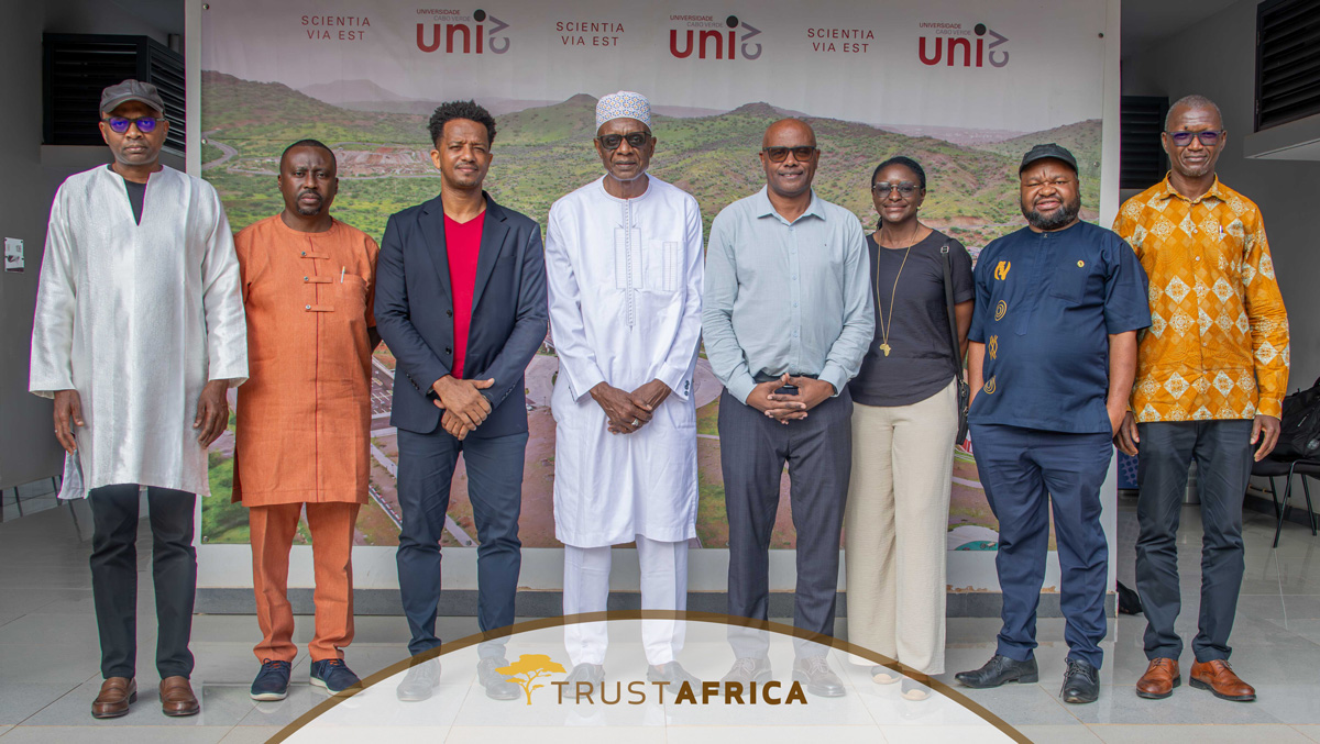 Uni-CV e Fundação TrustAfrica discutem parceria estratégica com relançamento da Cátedra Amílcar Cabral